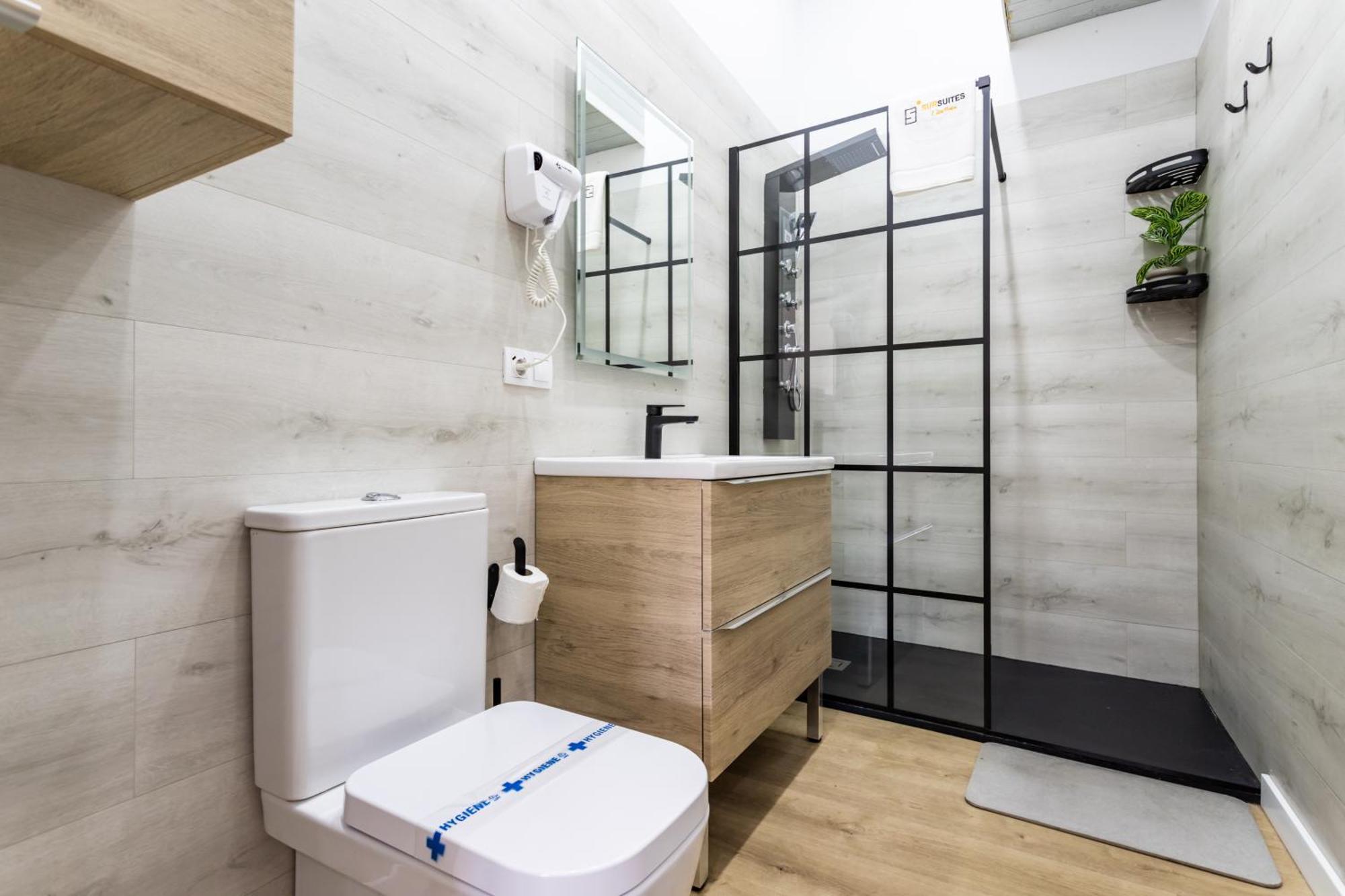 Sur Suites Estudio Industrial 2 Fuengirola Buitenkant foto